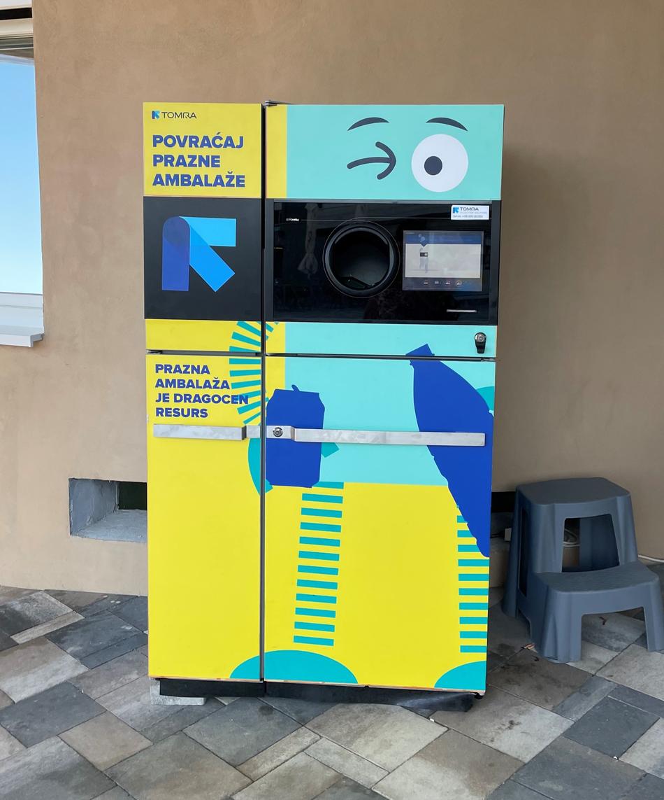 A TOMRA reverse vending machine in Serbia